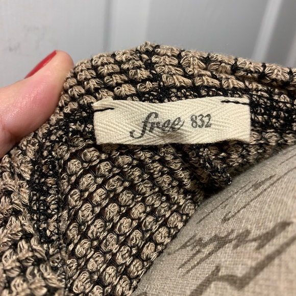 Free 832 Lightweight Cardigan - Picture 5 of 6